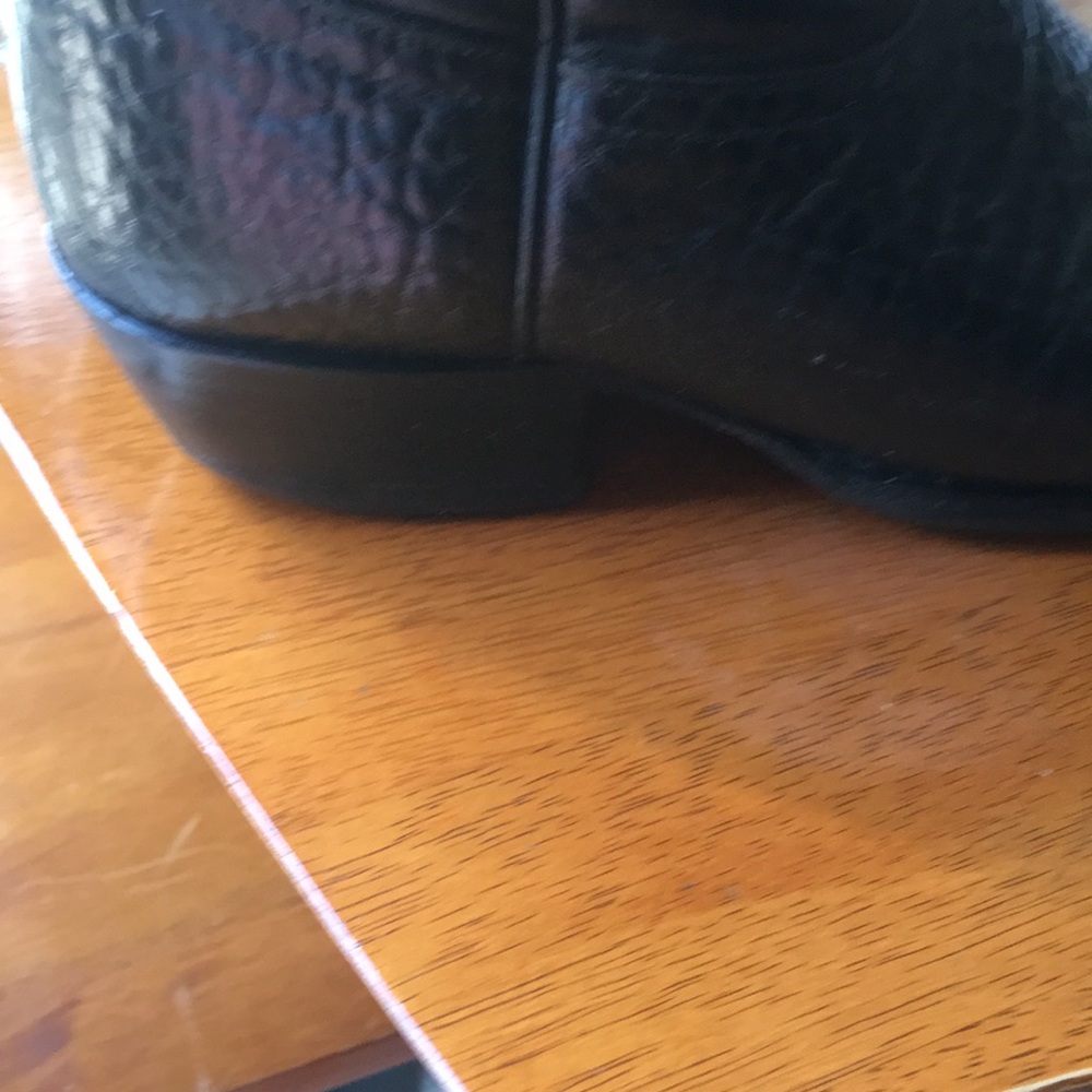 Black To y Lama boots